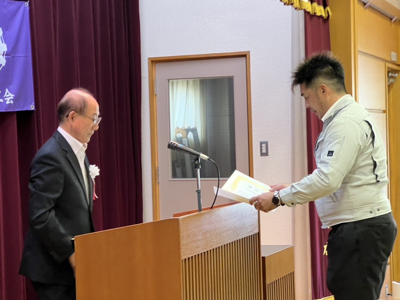 令和7年度「優良従業員表彰」を受賞いたしました